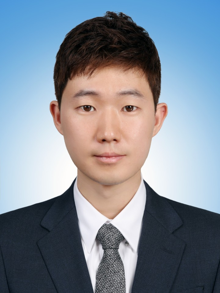 담당강사 김찬욱 프로필 사진