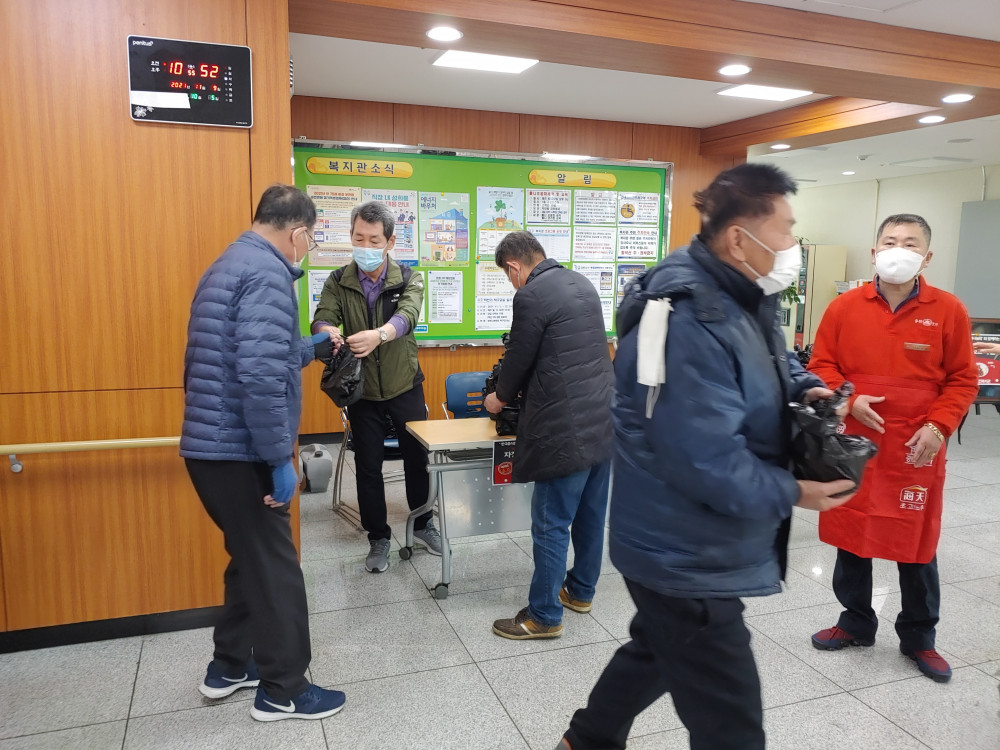 본문 내용 시작에 대체 텍스트 제공